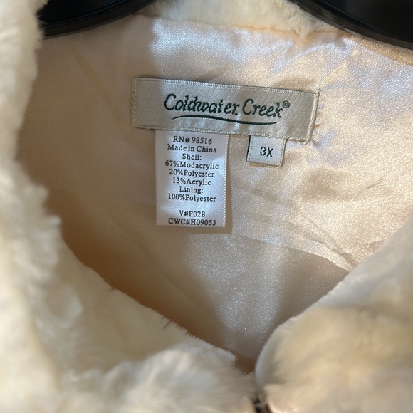COLDWATER CREEK FAUX FUR CREAM COLOUR ZIPPER CLOSURE TWO POCKETS SIZE 3X - Picture 3 of 5